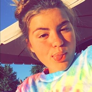 Meet your Posher, Adrianna